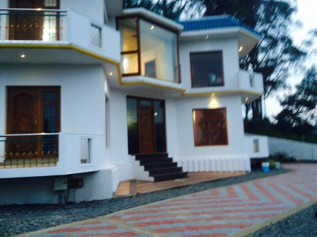 Celestial Villa By Serenest Kotagiri Exteriör bild